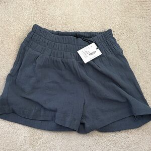 Hatch Willa Slate Blue Elastic Smocked Waist Women's Maternity Shorts